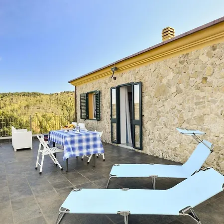 La Terrazza Magica Holiday home *